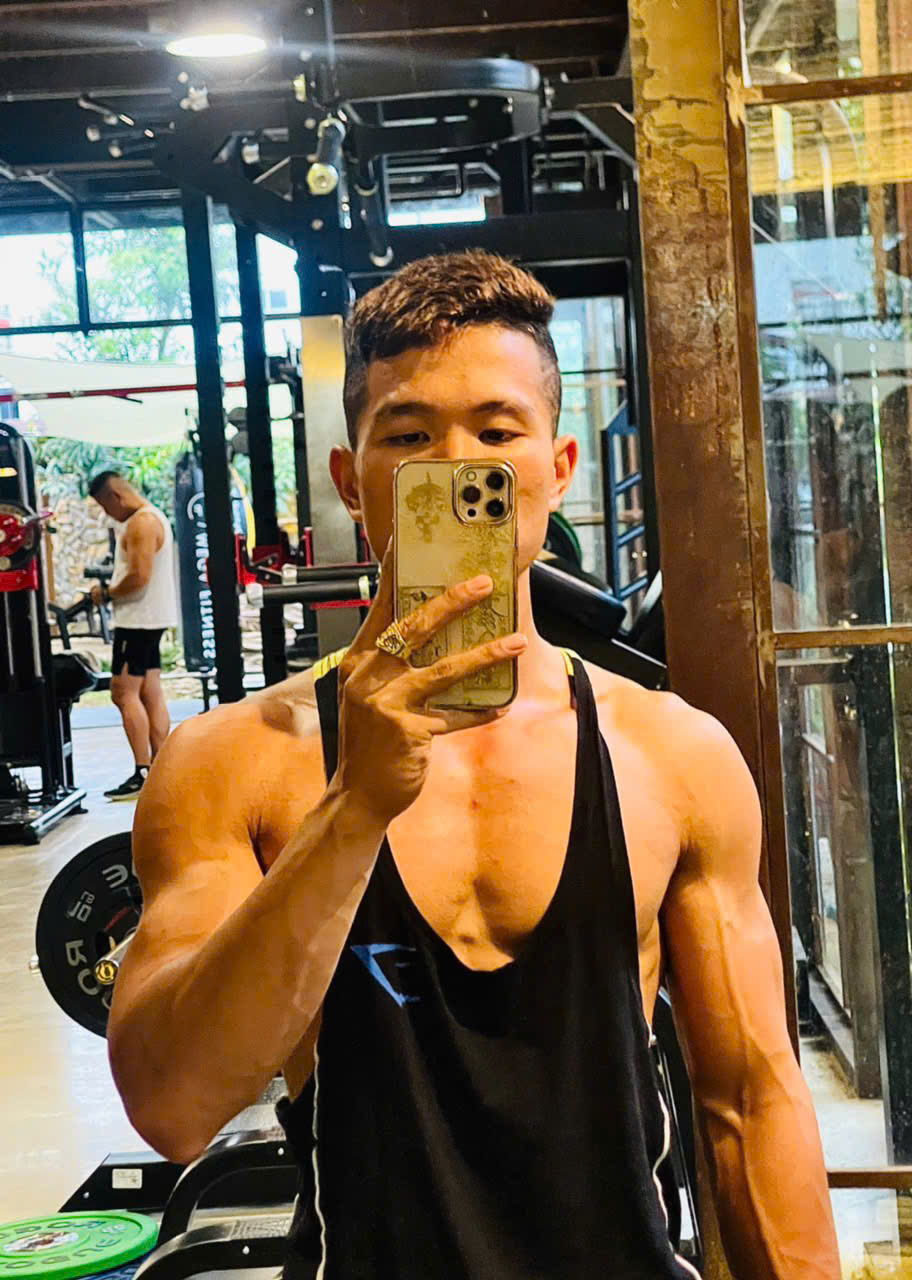 Võ Chí Hiền Training